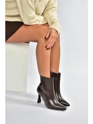 Fox Shoes V676200060 Kahverengi Rustik Kalın Topuklu Kadın Bot