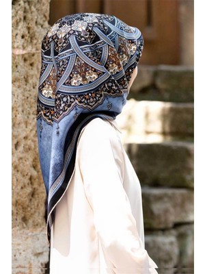 Vissona %100 Twill Ipek Şal Desenli Indigo - Lacivert Renkli 90X90 Eşarp Dikim Şekli : El Dikişi