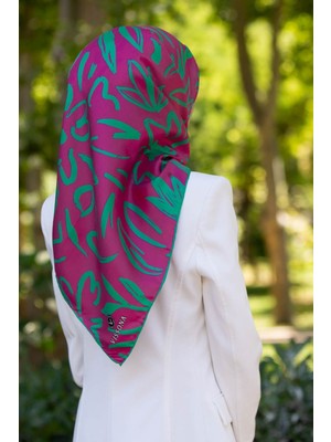 Vissona % 57 Ipek % 43 Viskon Twill Ipek Büyük Çiçek Desenli Fuşya - Koyu Mint Yeşili Renkli 90X90 Eşarp Dik