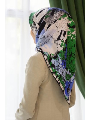 Vissona %100 Twill Ipek Yaprak Desenli Saks - Zümrüt Yeşili Renkli 90X90 Eşarp Dikim Şekli : El Dikişi