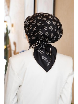 Vissona % 57 Ipek % 43 Viskon Twill Ipek Geometrik Desenli Siyah Renkli 90X90 Eşarp Dikim Şekli : El Dikişi