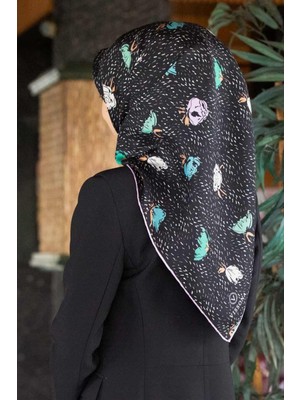 Vissona %100 Twill Ipek Çıtır Çiçek Desenli Lila - Su Yeşili Renkli 90X90 Eşarp Dikim Şekli : El Dikişi