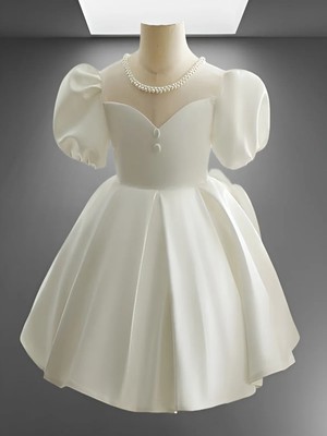 Musgem Özel Tasarım Beyaz Kısa Kol Inci Detaylı Kız Çocuk Abiye Elbise