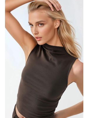 Hiccup Kadınlar BUSEM Slim Fit Bisiklet Yaka Örme Bluz Mocha Kahvesi