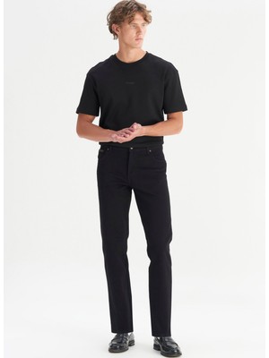 Wrangler Siyah Erkek Straight Denim Pantolon MW12109004 Siyah Denim Pantolon
