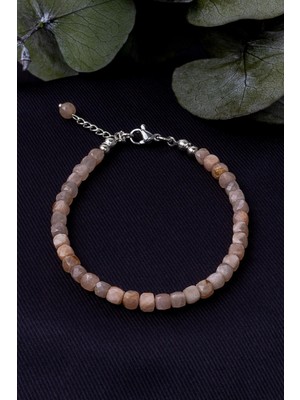 Parlak Taşlı Bileklik, Şık ve Renkli Takı Hediye Seçeneği