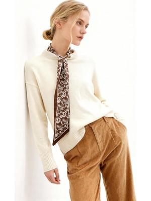 Rays Ekru Fular Detaylı Dik Yaka Kadın Triko Kazak 2465