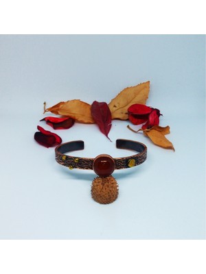 Doğal Ahşap ve Akik Taşıyla Tasarlanmış Şık Bileklik