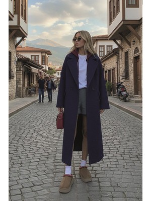 Kışlık Astarlı Sırtı Detaylı Kadın Kaşmir Kaban