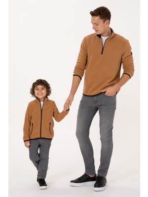U.S. Polo Assn. Erkek Regular Fit Camel Polar Yarım Fermuarlı Basic Sweatshirt 50313777-VR233
