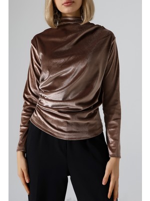 Sabr Kadife Balıkçı Yaka Büzgü Detaylı Bluz – Şık & Zarif