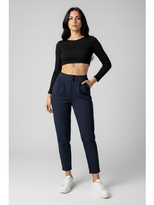 Asel Buutiks Kadın Yüksek Bel Çift Düğmeli Havuç Model Bilek Boy Krep Pantolon – Lacivert