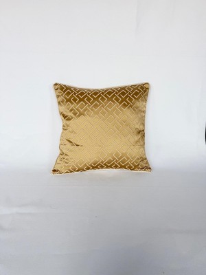 Pemteks Tekstil 45X45 Altın Sarısı Desenli Saten Fitilli Kırlent Kılıfı