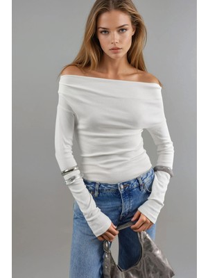 Hiccup Kadın Busem Kayık Yaka Vücuda Oturan Bluz Fildişi Doğal