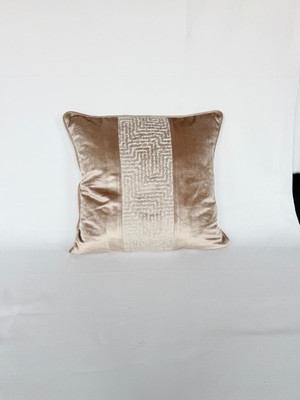 Pemteks Tekstil 50X50 Vizon Renk Bantlı Kadife Fermuarlı Kırlent Kılıfı