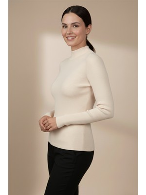 Kadın Bej Balıkçı Yaka Bluz