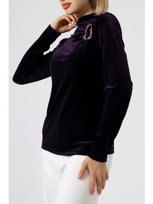 Sabr Kadife Yarım Balıkçı Yaka Tokalı Bluz – Zarif & Şık Kadın Bluz