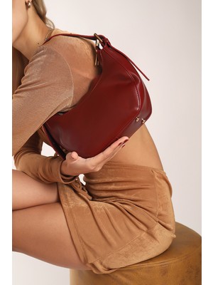 Moda Lime Kadın Bordo Fermuarlı Yumuşak Derili Ayarlanabilir Askılı El ve Omuz Çantası