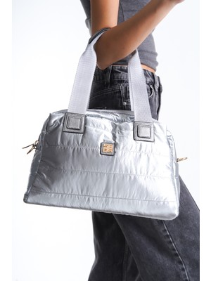 Moda Lime Kadın Gri Paraşüt Kumaş Orta Boy Şişme Fermuar Detaylı Yan Cepli Günlük Rahat Şık Model Çanta