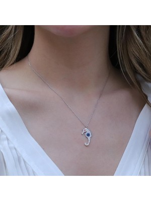 Necati Gün Deniz Atı Zirkon Taşlı Gümüş Kolye