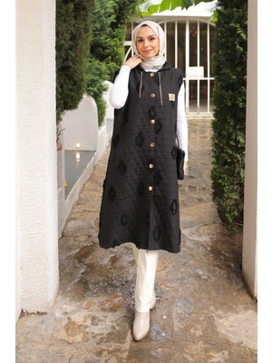 İmaj Butik Siyah Kapüşonlu Kapitone Yelek