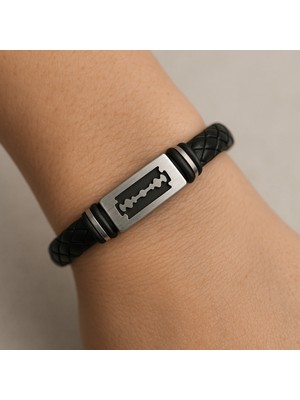 Herşey Nota Jilet Figürlü Unisex Örme Deri Bileklik – Paslanmaz Çelik Detaylı Gotik Tasarım