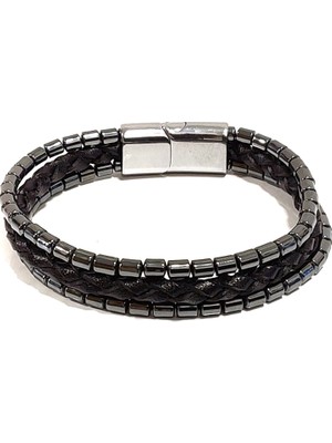 Herşey Nota Metal Detaylı Siyah Deri Unisex Bileklik – Minimal ve Modern Tasarım, Tek Ebat