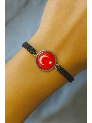 Herşey Nota Ay Yıldız Türk Bayrağı Figürlü Ayarlanabilir Ipli Unisex Bileklik – Anlamlı, Zarif ve Özgün Tasarım