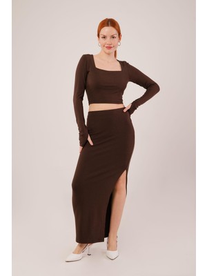 Balmior Kare Yaka Bluz ve Yırtmaç Detaylı Etek Ikili Kahverengi Takım