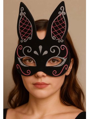 Siyah Renk Kırmızı Beyaz Simli Siyah Süet Kaplama Tavşan Maskesi 18X16 cm