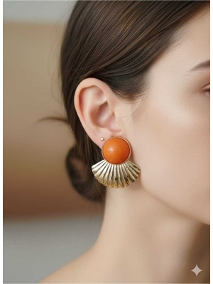 Cadde Dükkanı Çelik Istiridye Desenli Küpe Turuncu Doğal Taşlı