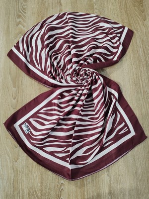Cadde Dükkanı Nine Fresh Zebra Desenli Pamuklu Şal Bordo