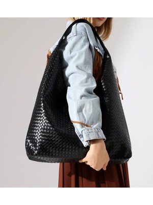 Kadın Büyük Boy Baskı Detaylı Omuz Kol Çantası