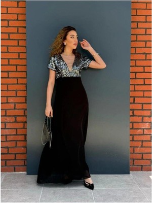 Faylora Kadın Kısa Kollu Derin V Yakalı A Kesim Pulpayet Detaylı Şifon Nedime Elbisesi