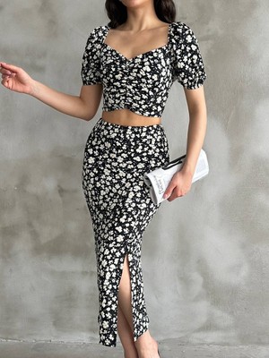 Ys Kadın Siyah Çiçek Desenli Yırtmaçlı Etekli Crop Bluz Ikili Takım