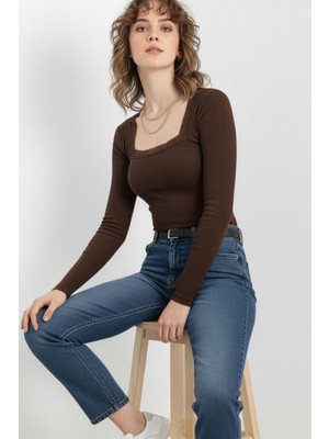 Ys Kare Yaka Dantelli Kaşkorse Bluz - Kahverengi