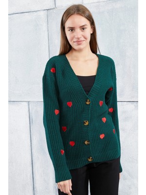 Lugmo Kadın Triko Hırka Kalp Nakışlı Standart Beden Zümrüt