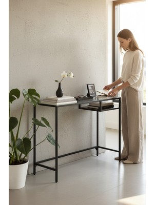 Tolia Home Modern Siyah Renk Metal Iskeletli Şeffaf Temper Camlı Laptop Çalışma Masası Makyaj Masası