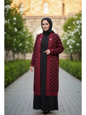 Yusgos Kadın Tesettür Düğme Detaylı Uzun Çizgili Hırka Gri Standart