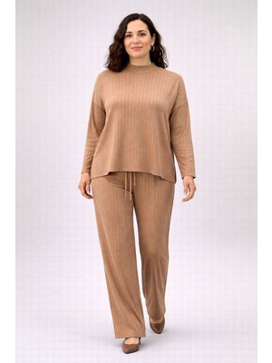 BezeXL Büyük Beden Yanları Taşlı Simli Triko Takım Vizon