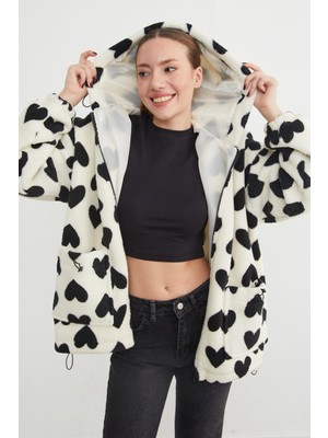 Madame Sare Kadın Oversize Kalp Desenli PELUŞ Mont – Sıcak & Iddialı Stil