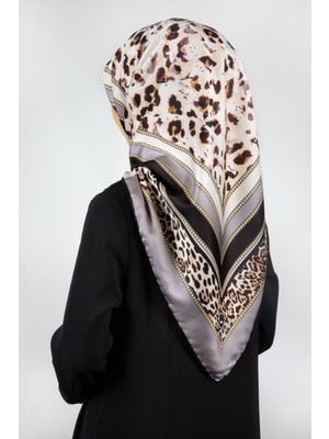 Violla Twill Kemerli ve Leopar Desenli Gri Renkli 90X90 Eşarp (Ipek Içermez) Dikim Şekli : El Dikişi