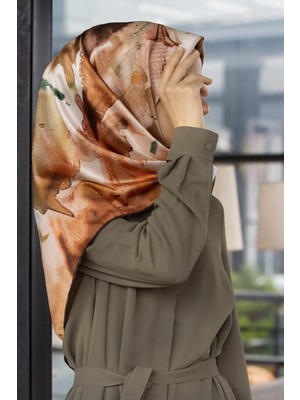 Violla Rayon Çiçek Desenli Taba Renkli 90X90 Eşarp (Ipek Içermez) Kenar Dikiş Şekli El Dikişli