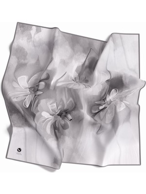 Violla Twill Batik Çiçek Desenli Gümüş Renkli 90X90 Eşarp (Ipek Içermez) Kenar Dikiş Şekli El Dikişli