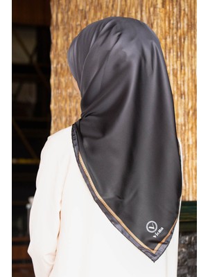 Violla Twill Degrade Desenli Gri Renkli 90X90 Eşarp (Ipek Içermez) Kenar Dikiş Şekli El Dikişli