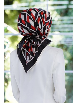 Violla Kristal Geometrik Desenli Siyah - Bordo Renkli 90X90 Eşarp (Ipek Içermez) Dikim Şekli : El Dikişi