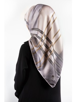 Violla Twill Geometrik Desenli Gri - Bej Renkli 90X90 Eşarp (Ipek Içermez) Kenar Dikiş Şekli El Dikişli