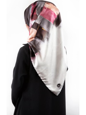 Violla Twill Yağlı Boya Desenli Gri Renkli 90X90 Eşarp (Ipek Içermez) Kenar Dikiş Şekli El Dikişli