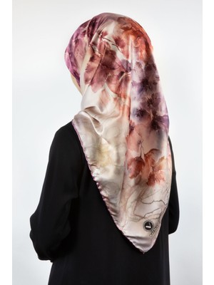 Violla Rayon Sulu Boyalı Çiçek Desenli Pembe Renkli 90X90 Eşarp (Ipek Içermez) Dikim Şekli : El Dikişi