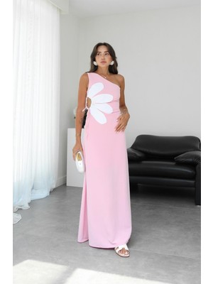 Havoş Pembe Yan Dekolte Kısmı Çiçekli Elbise